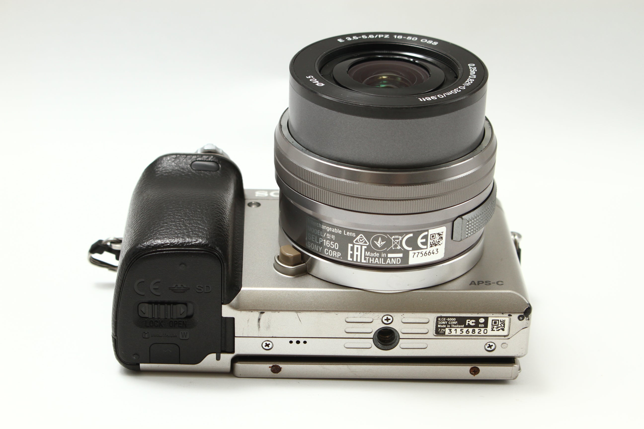SONY (ソニー) α6000 ILCE-6000 シルバー + PZ 16-50 レンズキット