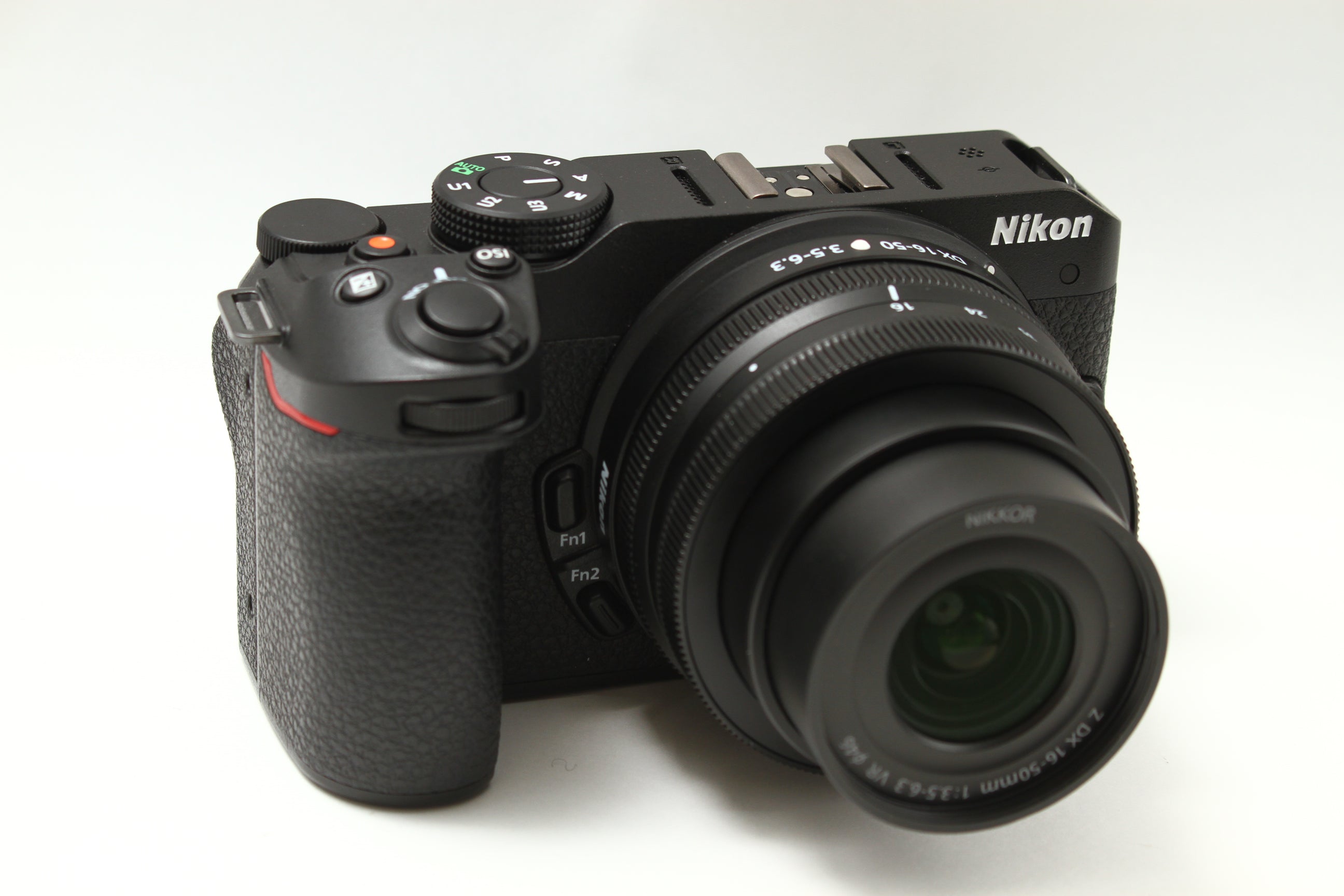 Nikon (ニコン) Z30 + Z DX 16-50 VR レンズキット デジタルカメラ