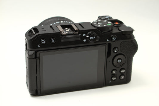 Z30 + Z DX 16-50 VR レンズキット