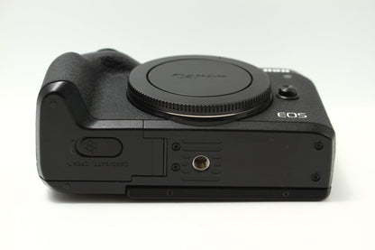 EOS M6 Mark II ブラック