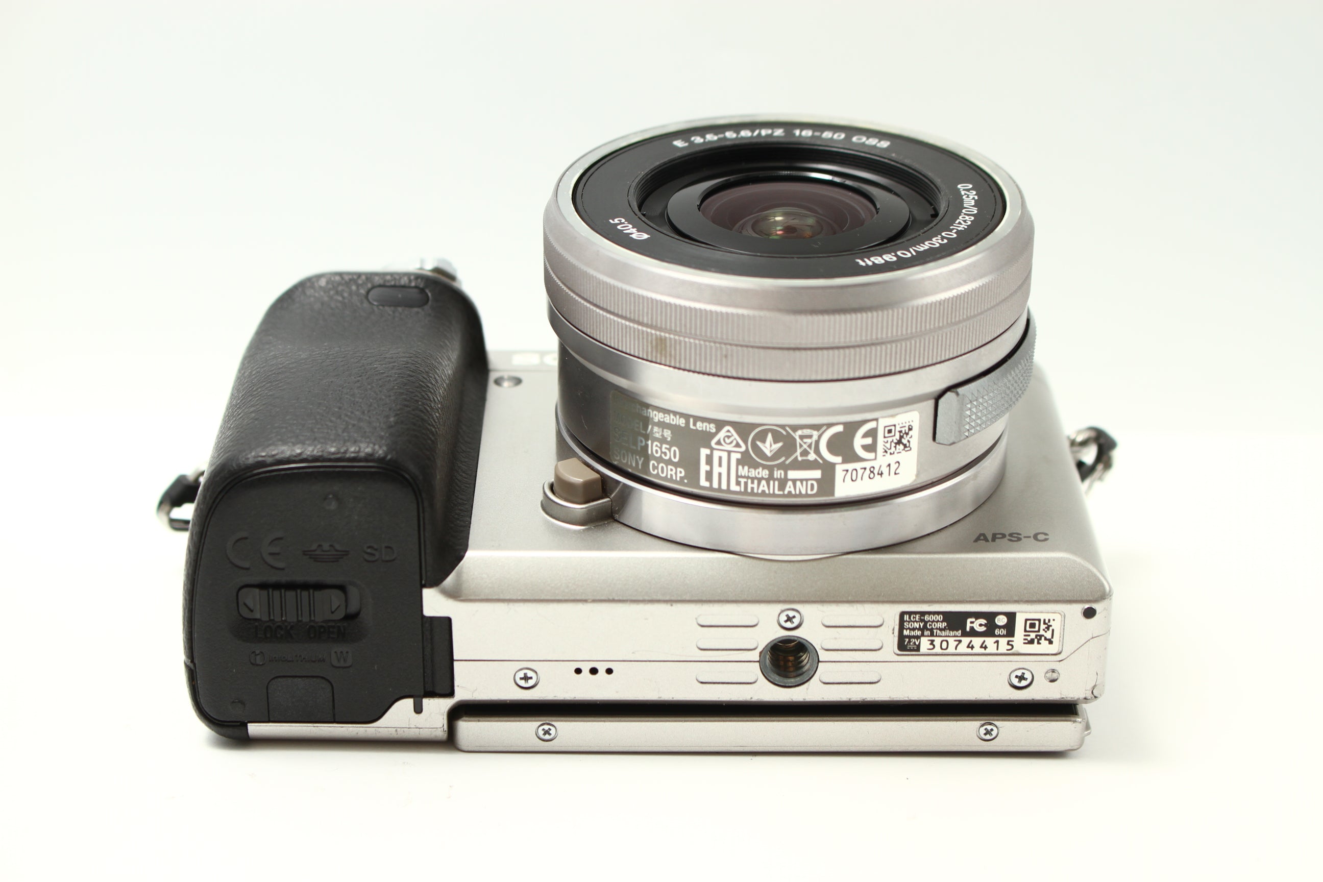 SONY (ソニー) α6000 ILCE-6000 シルバー + PZ 16-50 レンズキット