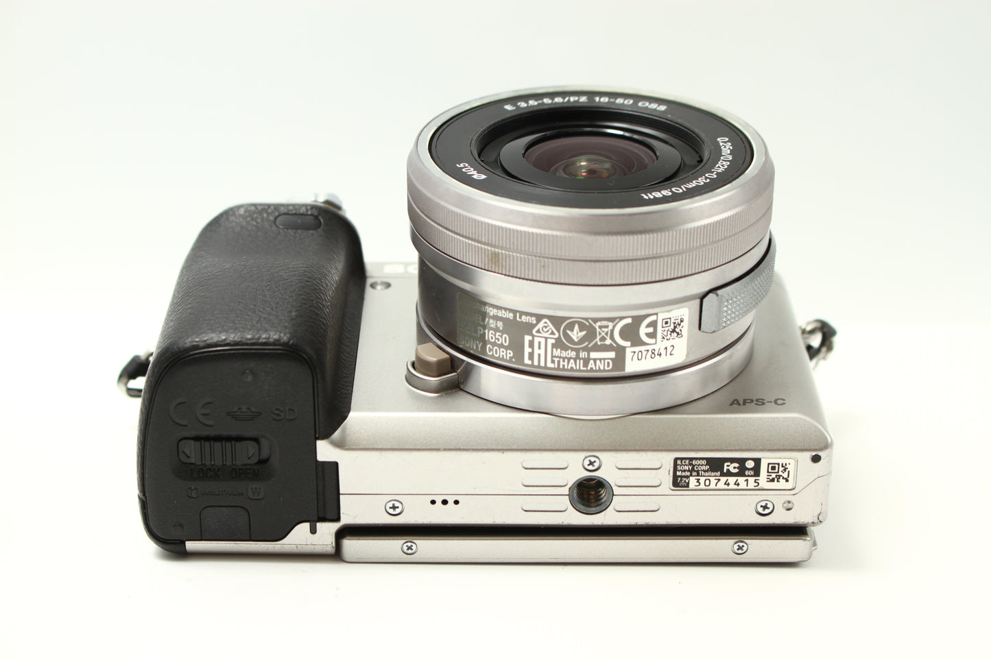 α6000 ILCE-6000 シルバー + PZ 16-50 レンズキット