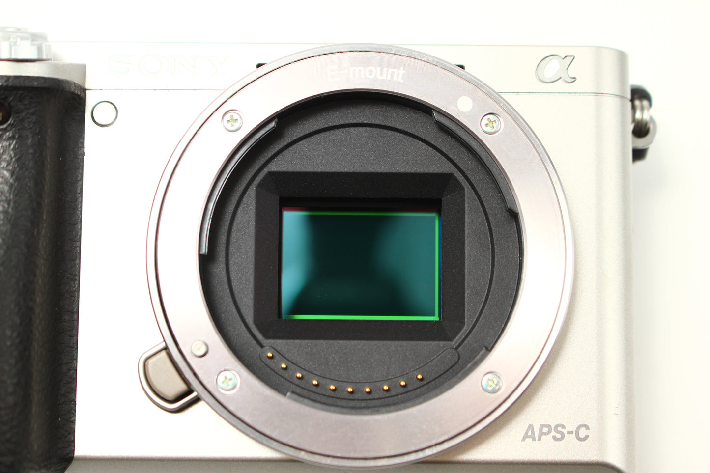 α6000 ILCE-6000 シルバー + PZ 16-50 レンズキット