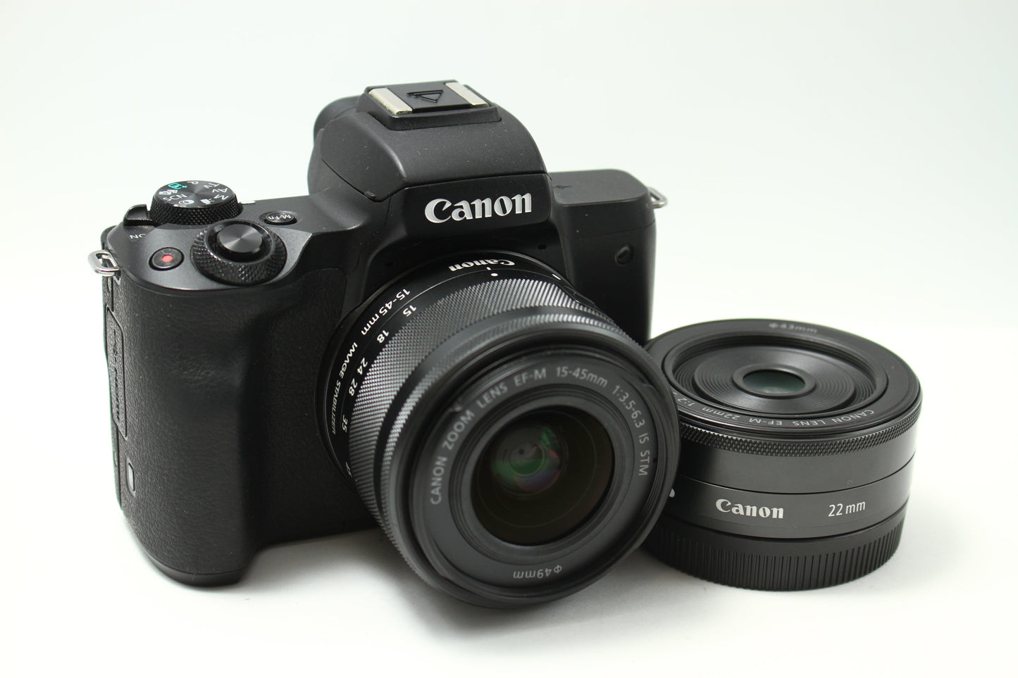 EOS Kiss M ブラック + 15-45 IS STM + 22 STM Wレンズキット