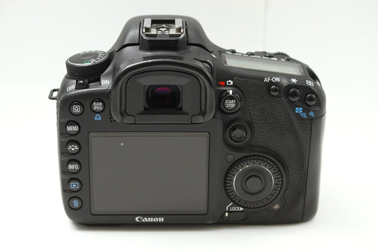 EOS 7D