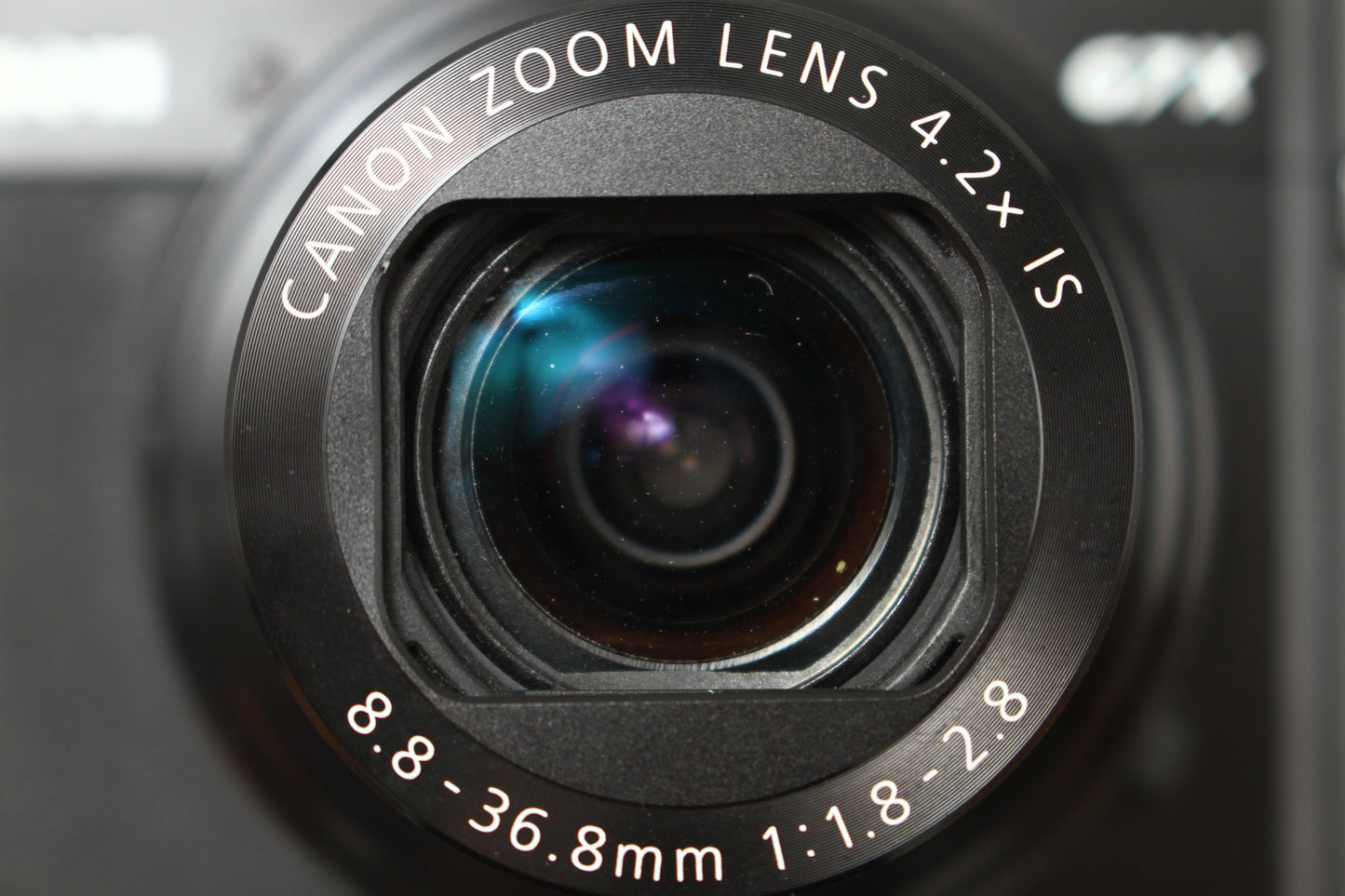 PowerShot G7X Mark II