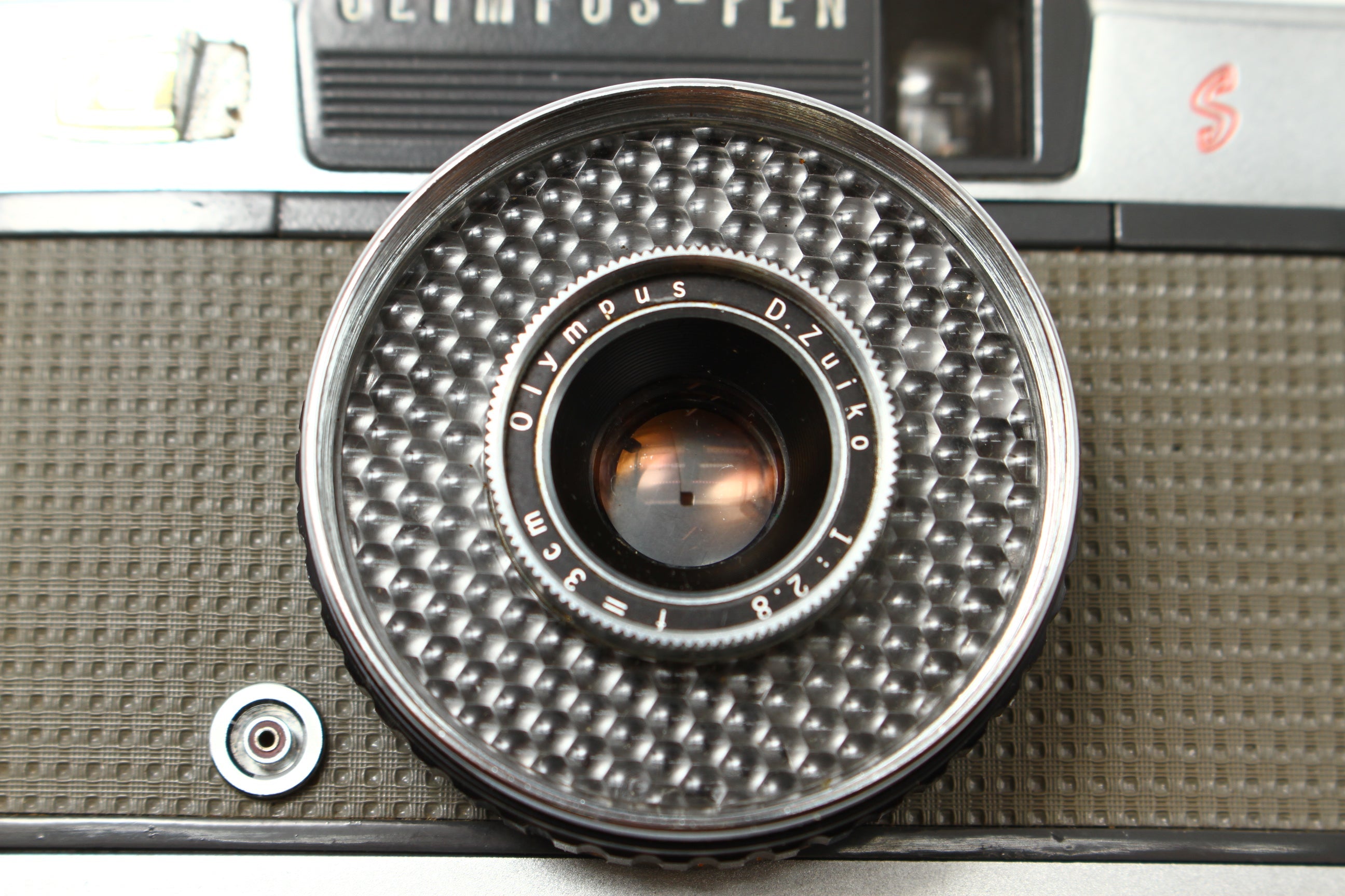 OLYMPUS (オリンパス) PEN-EE S D.Zuiko 3cm/2.8 フィルムカメラ