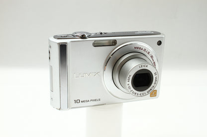 LUMIX DMC-FS20 シルバー