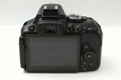 D5300 ブラック + AF-S 18-55/3.5-5.6 G II