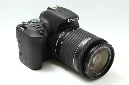 EOS Kiss X9 + 18-55/3.5-5.6 IS  STM レンズキット