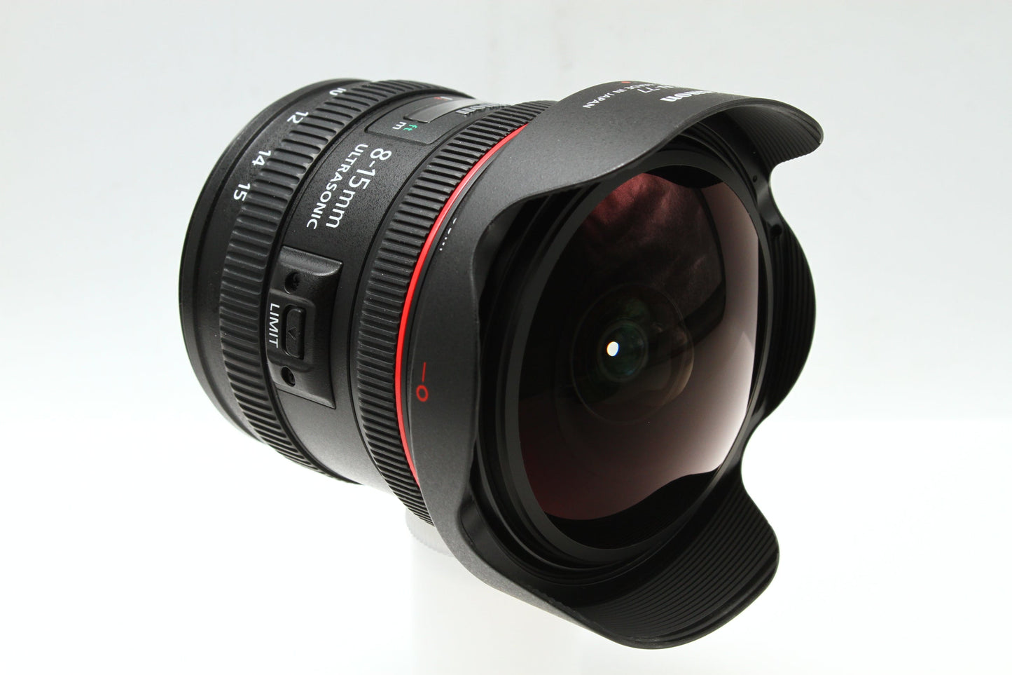 EF 8-15/4 L FISHEYE USM