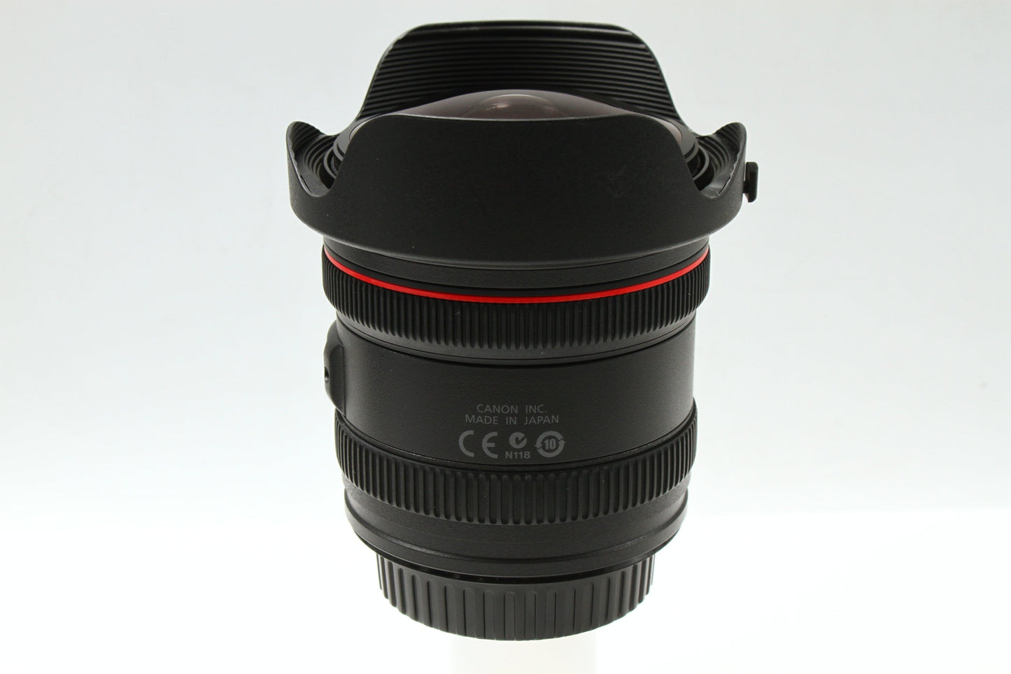 EF 8-15/4 L FISHEYE USM
