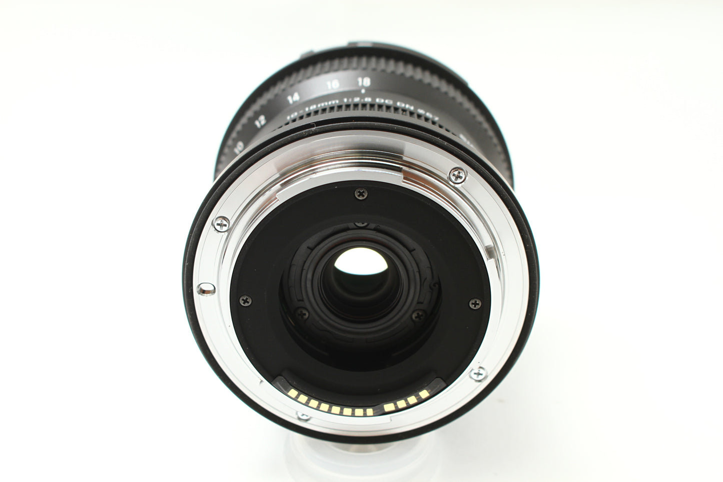 C 10-18/2.8 DC DN (Canon RF)