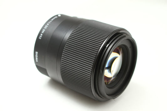 C 30/1.4 DC DN (016:Canon EF-M)