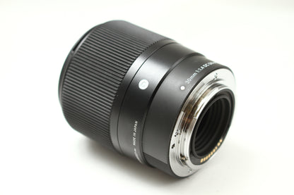 C 30/1.4 DC DN (016:Canon EF-M)