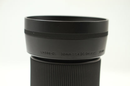 C 30/1.4 DC DN (016:Canon EF-M)