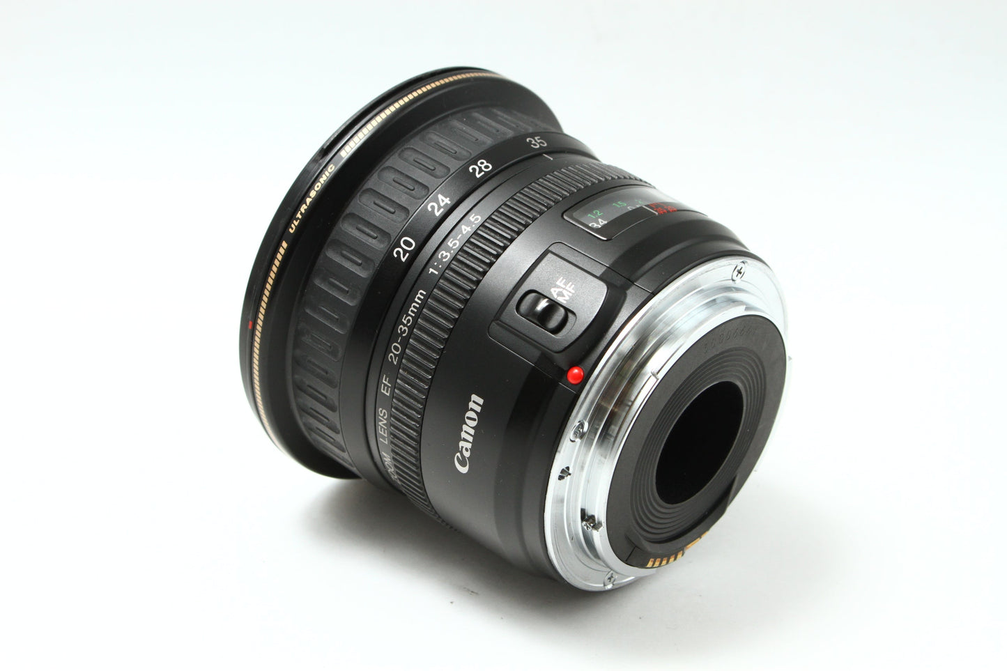 EF 20-35/3.5-4.5 USM