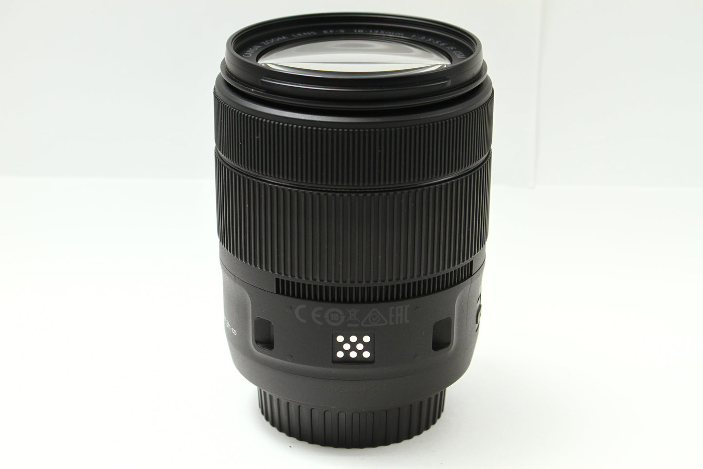 EF-S 18-135/3.5-5.6 IS USM