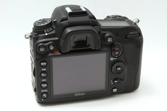 D7200