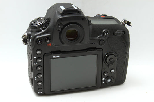 D850