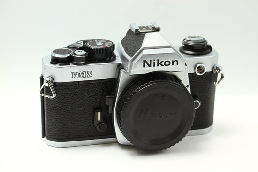 New FM2 シルバー