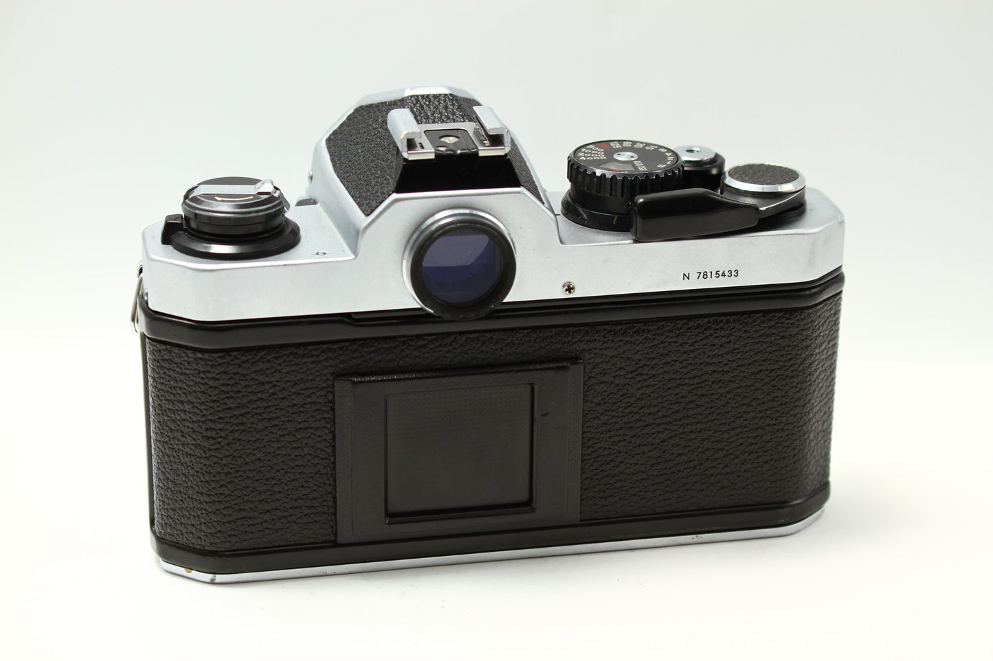 New FM2 シルバー