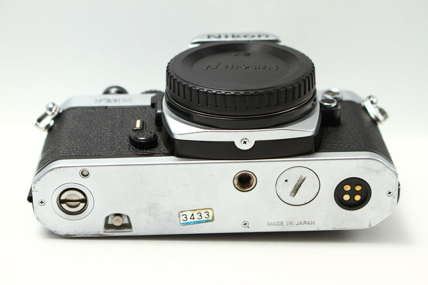 New FM2 シルバー