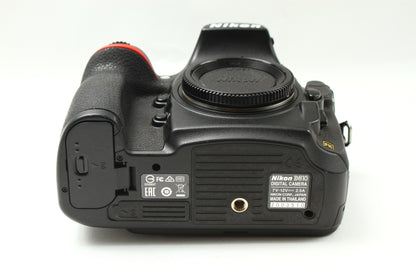 D810