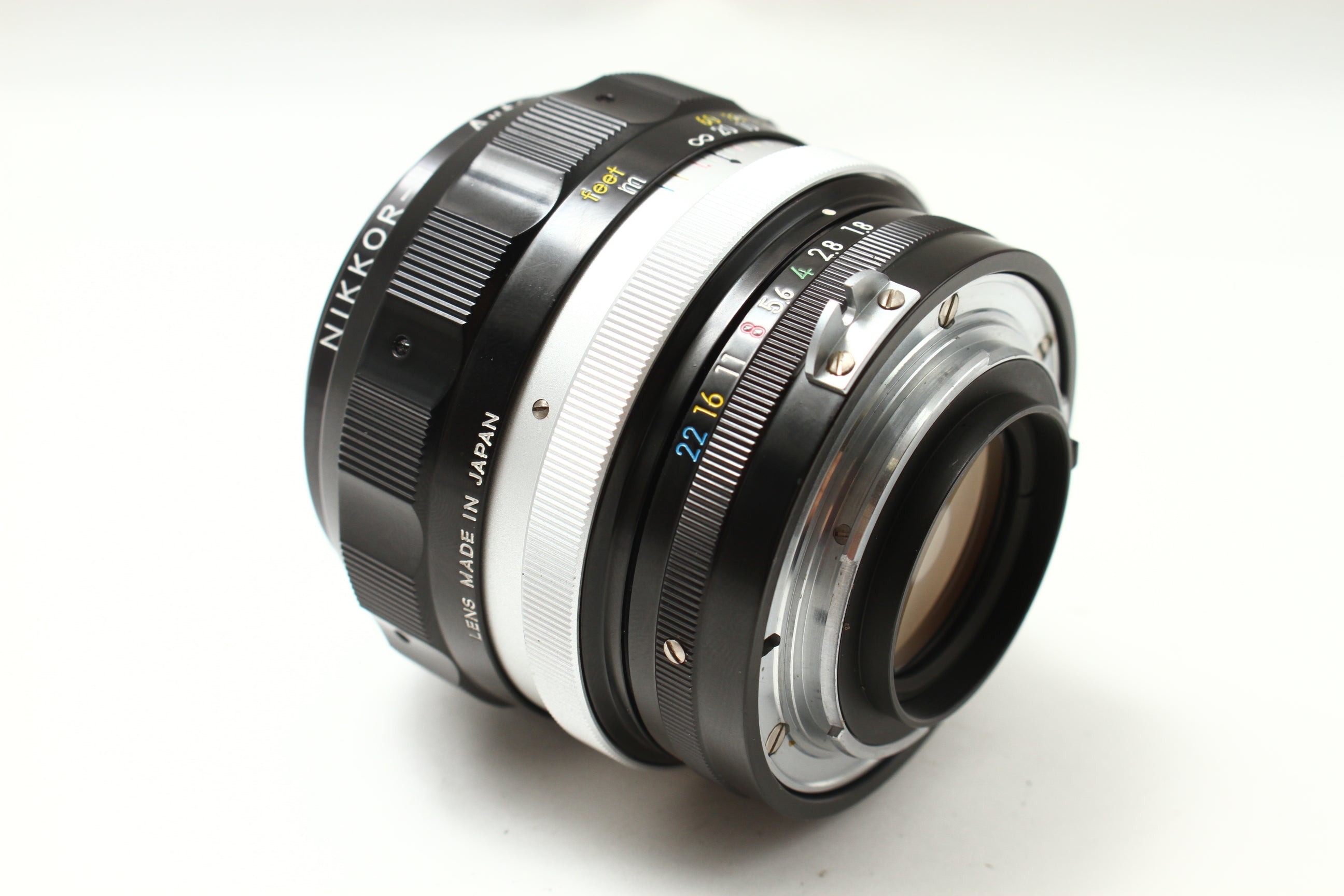 Nikon (ニコン) H Auto 85/1.8 レンズ MF一眼用 – にっしんカメラ