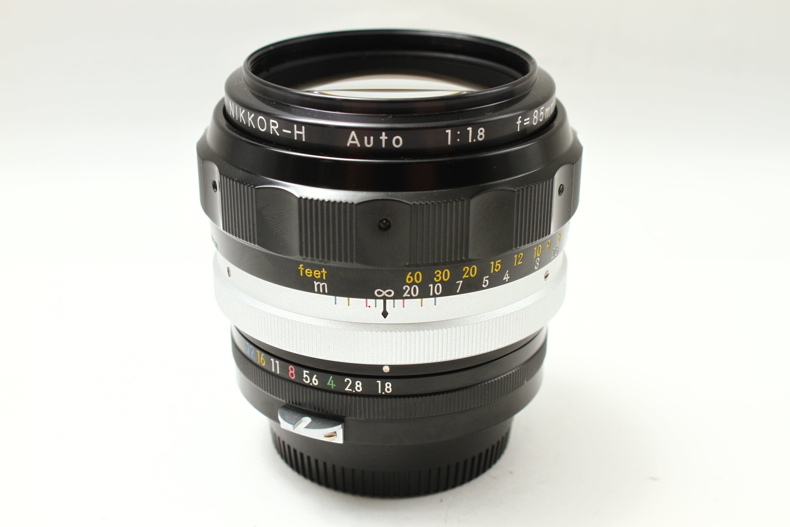 Nikon (ニコン) H Auto 85/1.8 レンズ MF一眼用 – にっしんカメラ