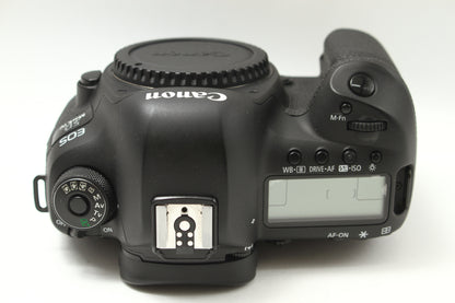 EOS 5D Mark IV