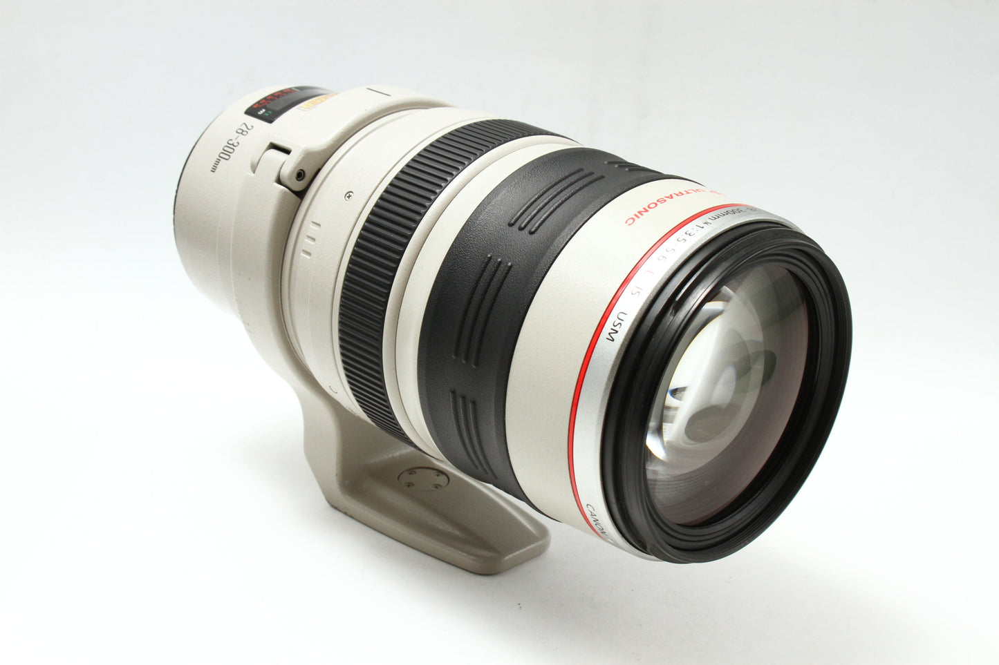 EF 28-300/3.5-5.6 L IS USM