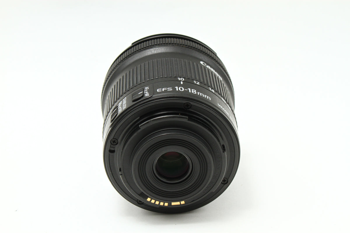 EF-S 10-18/4.5-5.6 IS STM