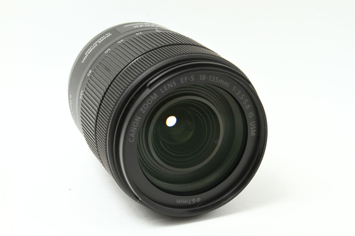 EF-S 18-135/3.5-5.6 IS USM