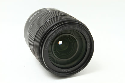 EF-S 18-135/3.5-5.6 IS USM