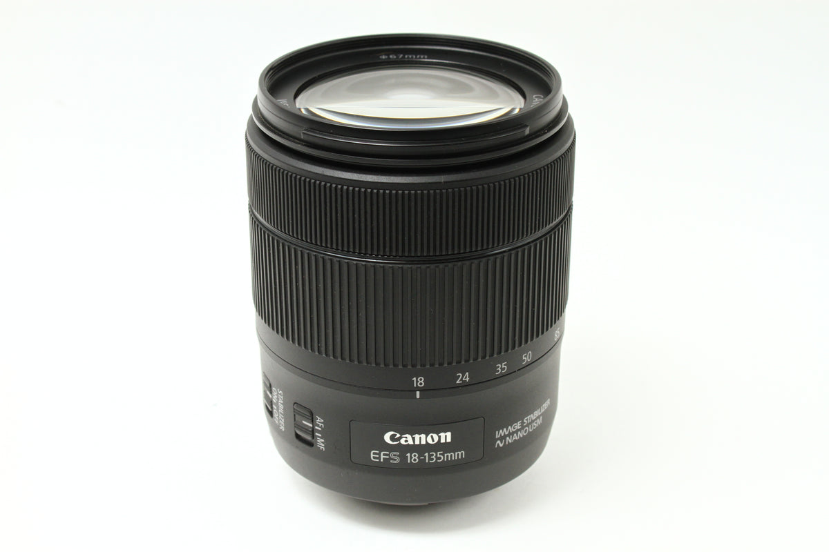 EF-S 18-135/3.5-5.6 IS USM