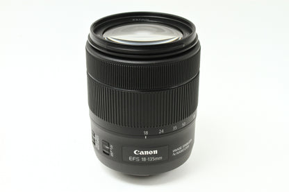 EF-S 18-135/3.5-5.6 IS USM