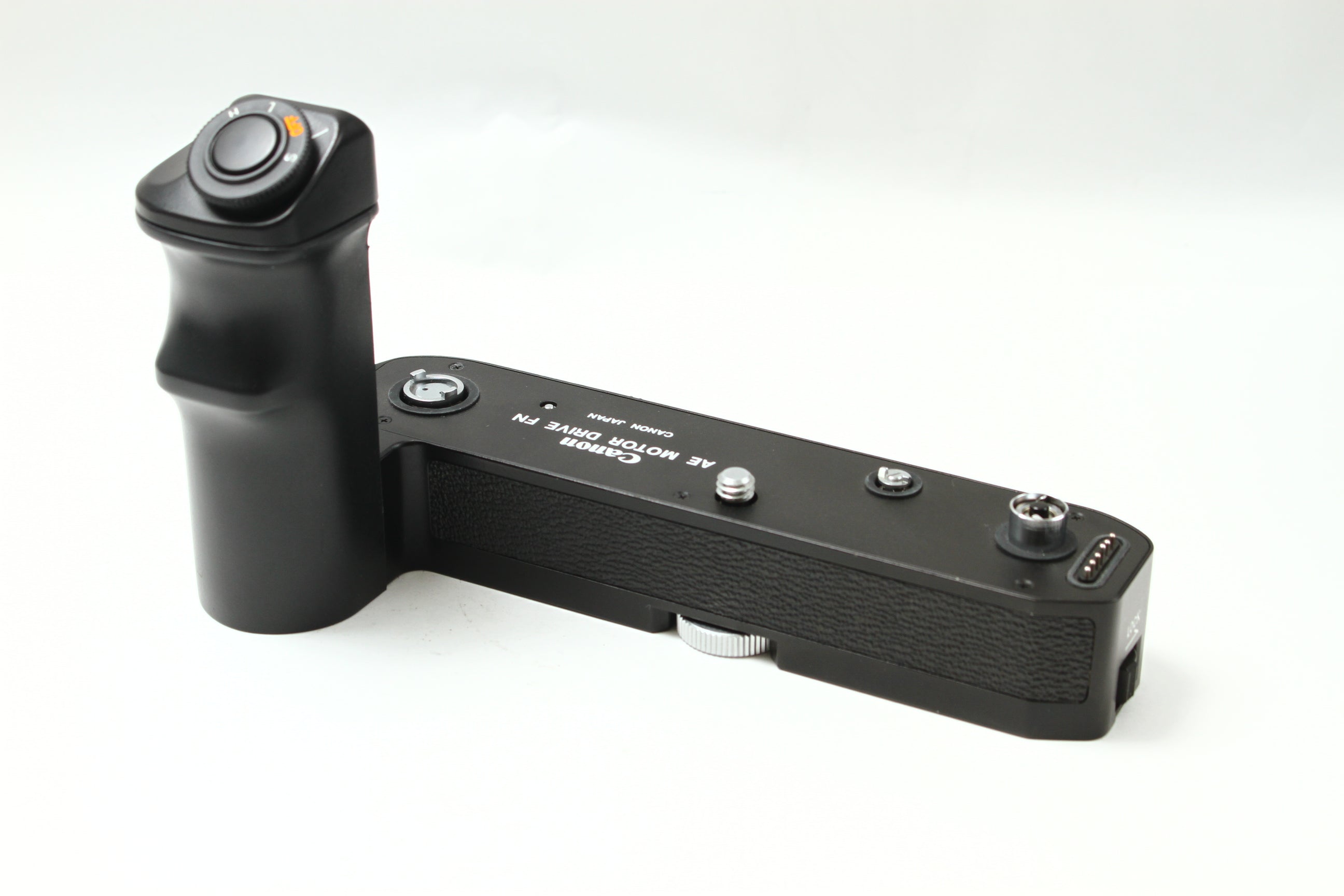 Canon (キヤノン) NEW F-1 AE + AE モータードライブ FN フィルム