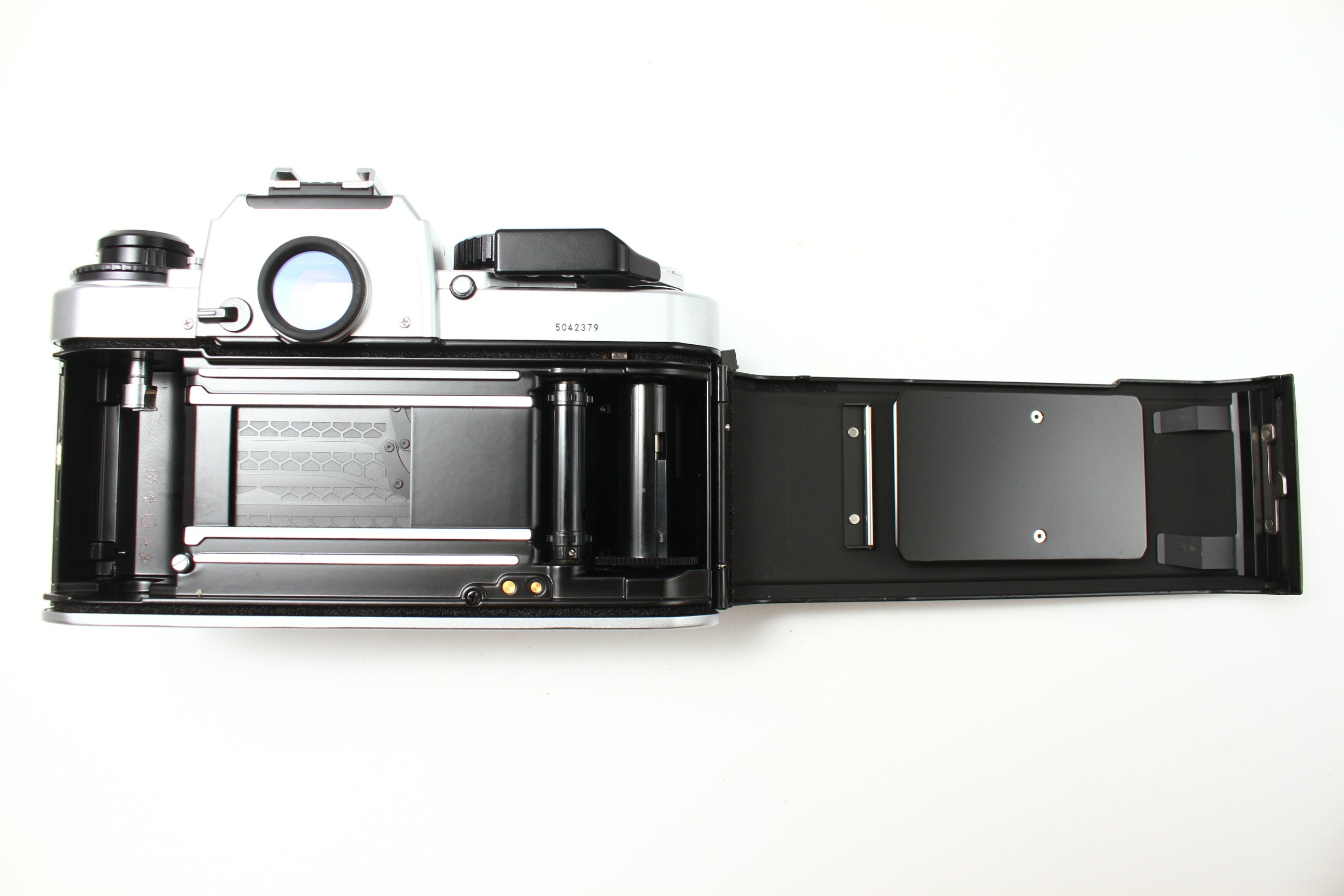 Nikon (ニコン) FA シルバー フィルムカメラ 一眼レフ – にっしん