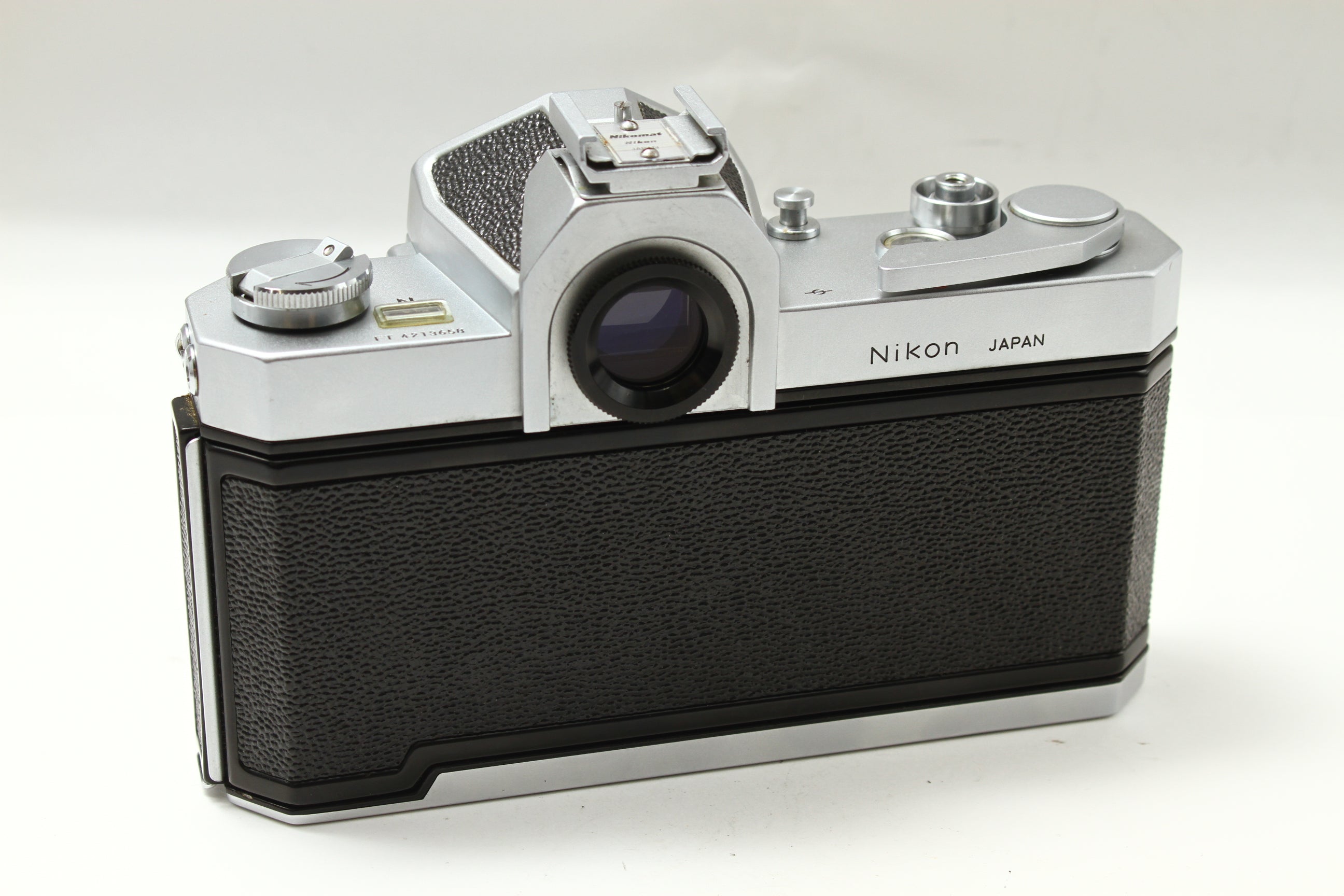 Nikon (ニコン) Nikomat FTN シルバー フィルムカメラ 一眼レフ – にっ
