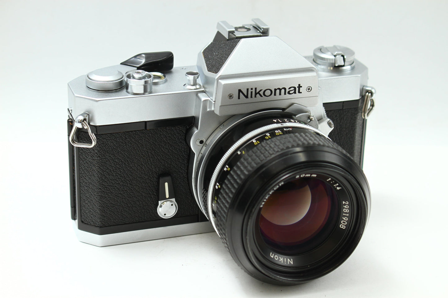 Nikomat FT2 シルバー +  50/1.4