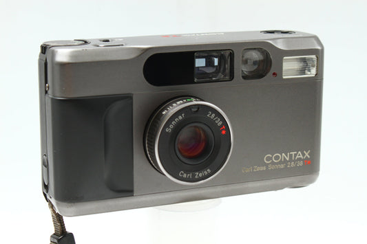 T2 チタンブラック Sonnar T* 38/2.8