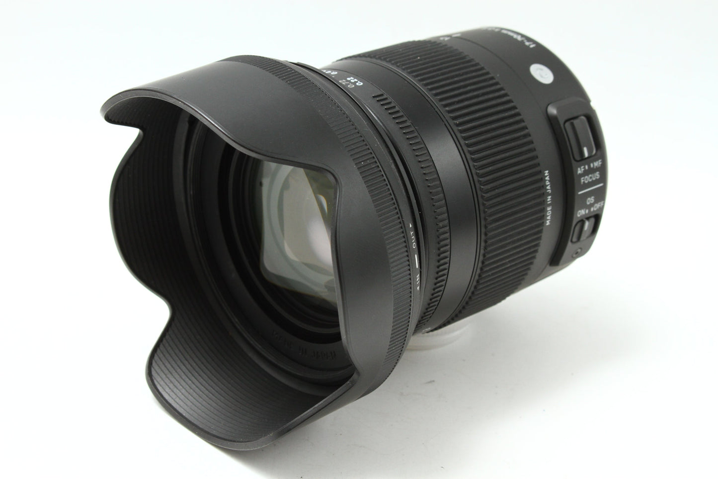 C 17-70/2.8-4 DC MACRO OS HSM (Canon EF)