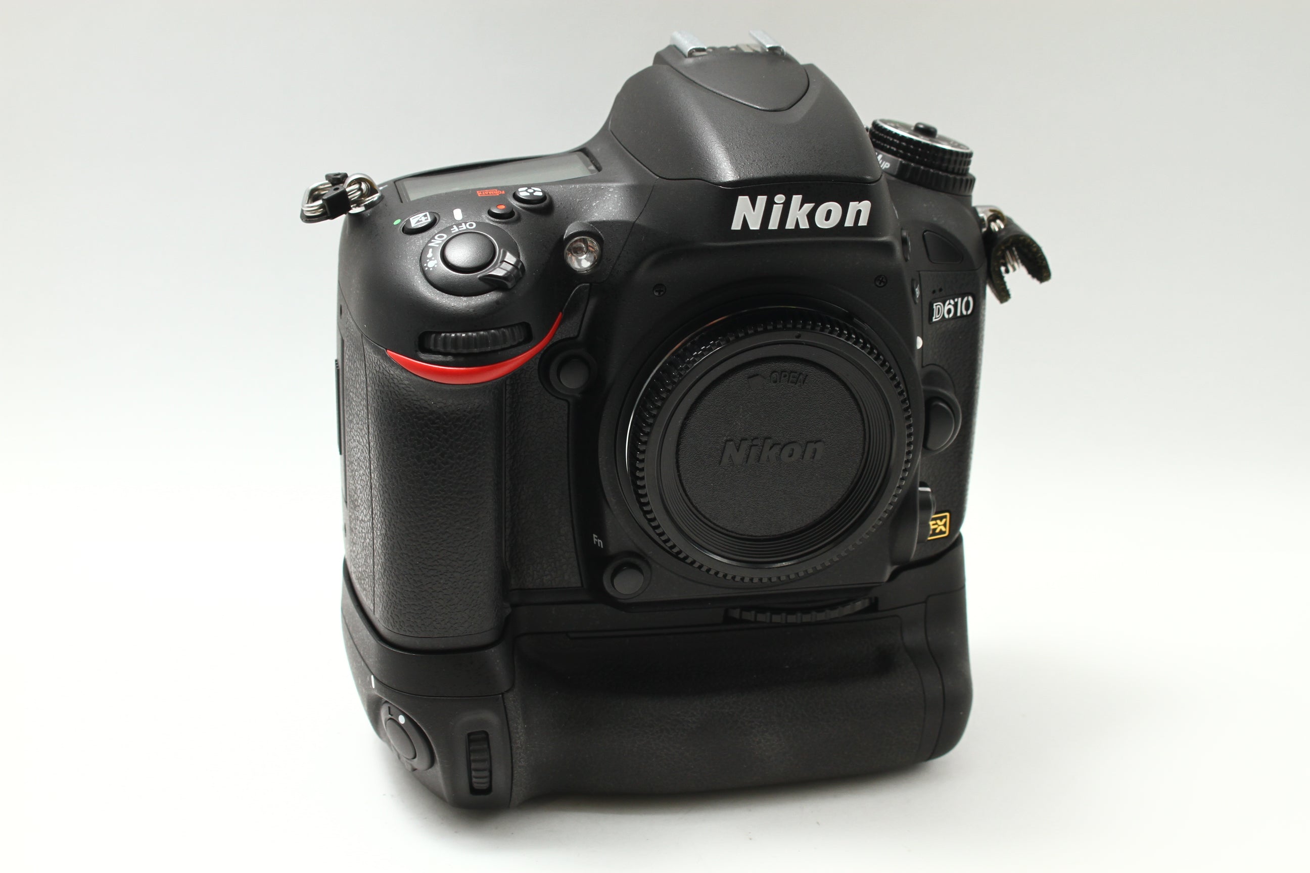 Nikon (ニコン) D610 + MB-D14 デジタルカメラ 一眼レフ – にっ Nikon (ニコン) D610 + MB-D14 デジタルカメラ 一眼レフ – にっ