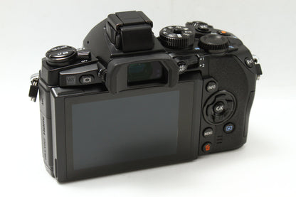 OM-D E-M1