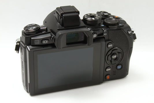 OM-D E-M1