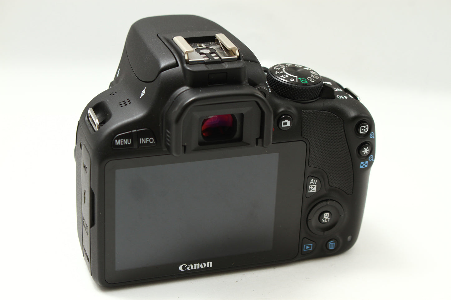 EOS Kiss X7