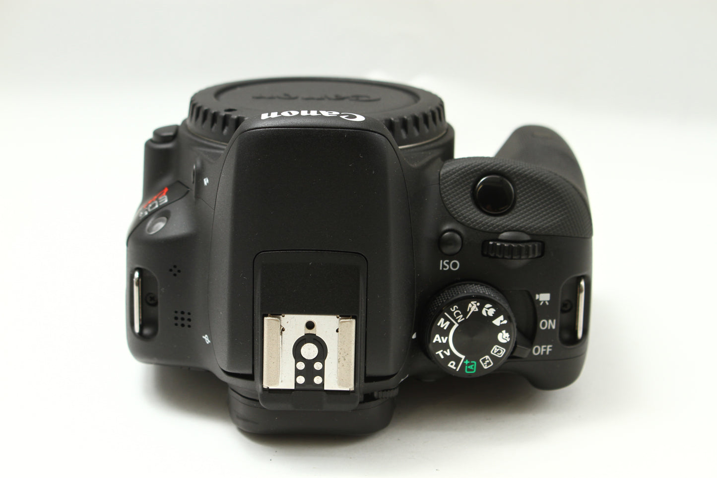 EOS Kiss X7