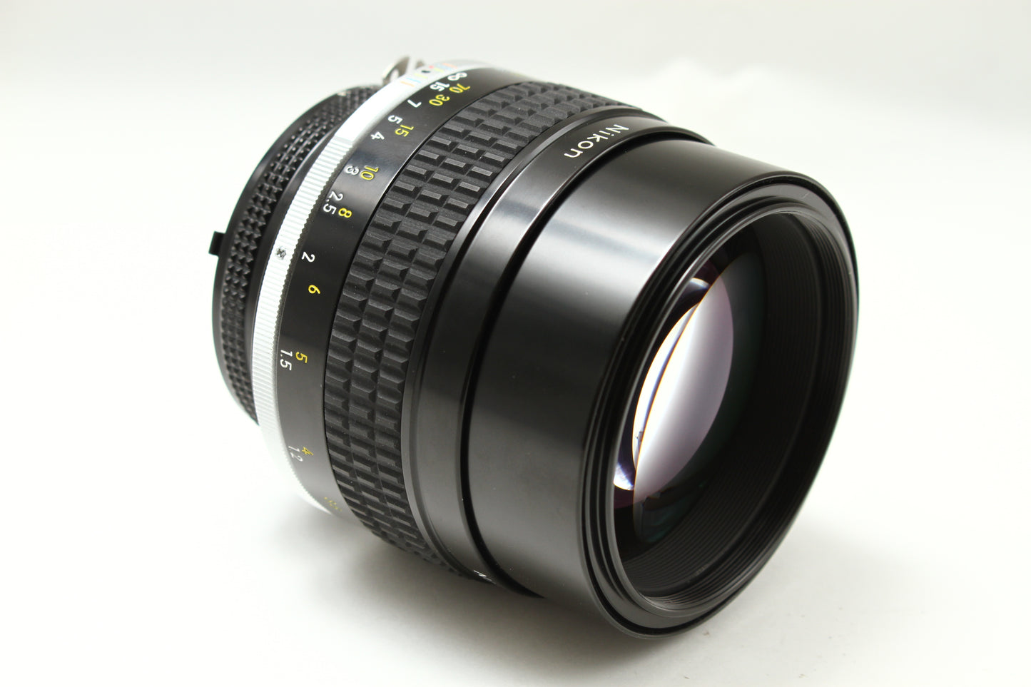 Ai-S 105/1.8