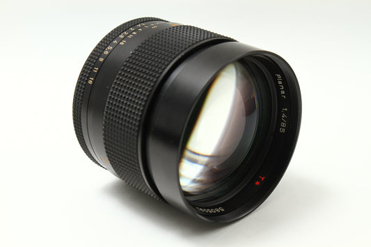 Planar プラナー T* 85/1.4 AEG